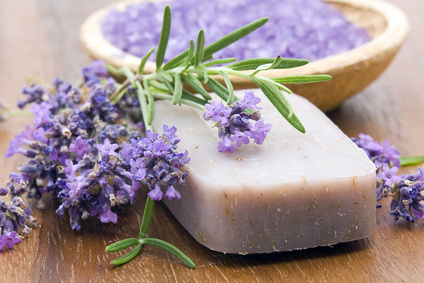Ovis Schafmilchseife Lavendel – Rückfettend, Für Empfindliche Haut (100 G, 8,5x6 Cm)